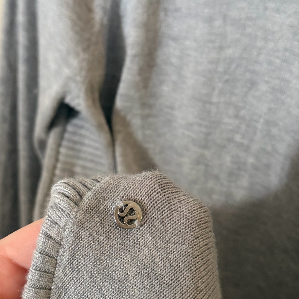lululemon Hello Aloe Pullover Sweater Women’s 6 heather gray - Picture 5 of 6